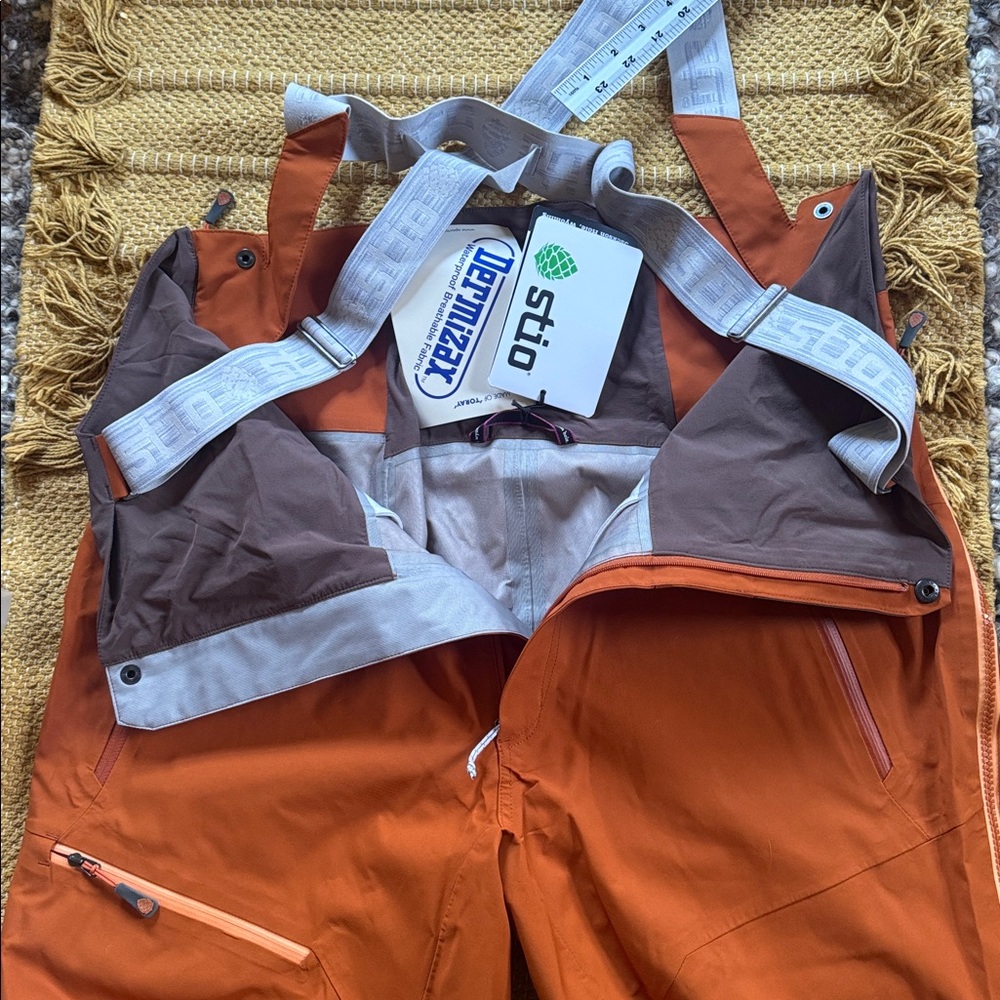Stio Environ Bib Women’s ski bibs pants saddle rust orange size large reg NEW - Picture 5 of 16